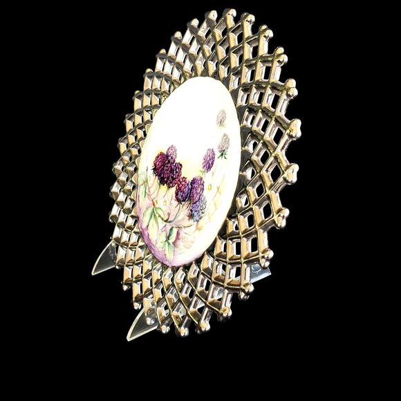 Vintage Hand Painted Collectible Lattice Reticulated Plate with Blackberries - Picture 6 of 12